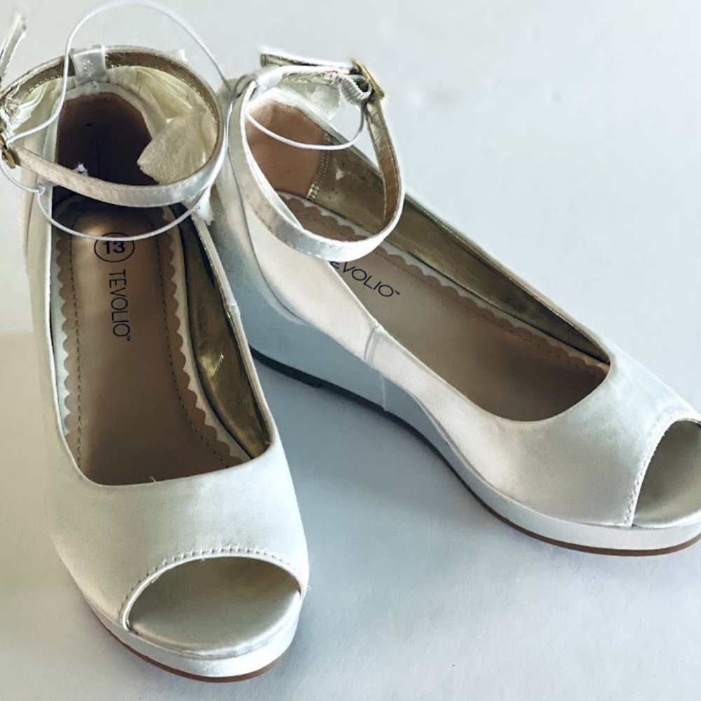 Girls' Adelynn Open Toe Wedge Shoes Size 13